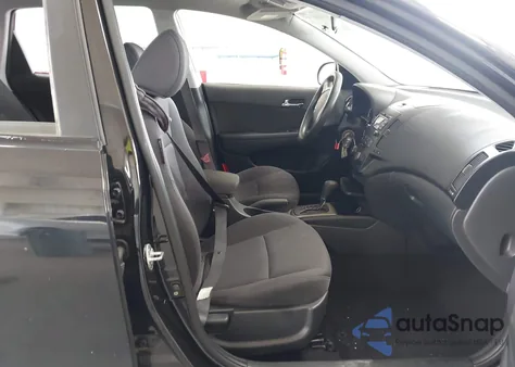 2012 Hyundai Elantra Touring Gls z USA, uszkodzony, nr VIN KMHDC8AE4CU133595